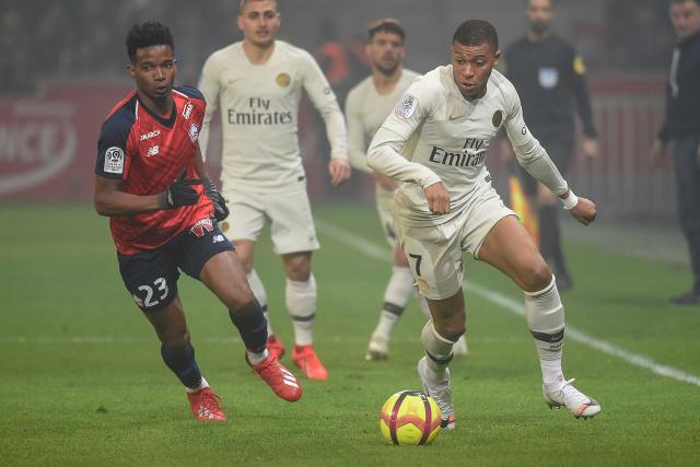 郑薇点名表扬杨舒予:攻防都有长进 在持续进步